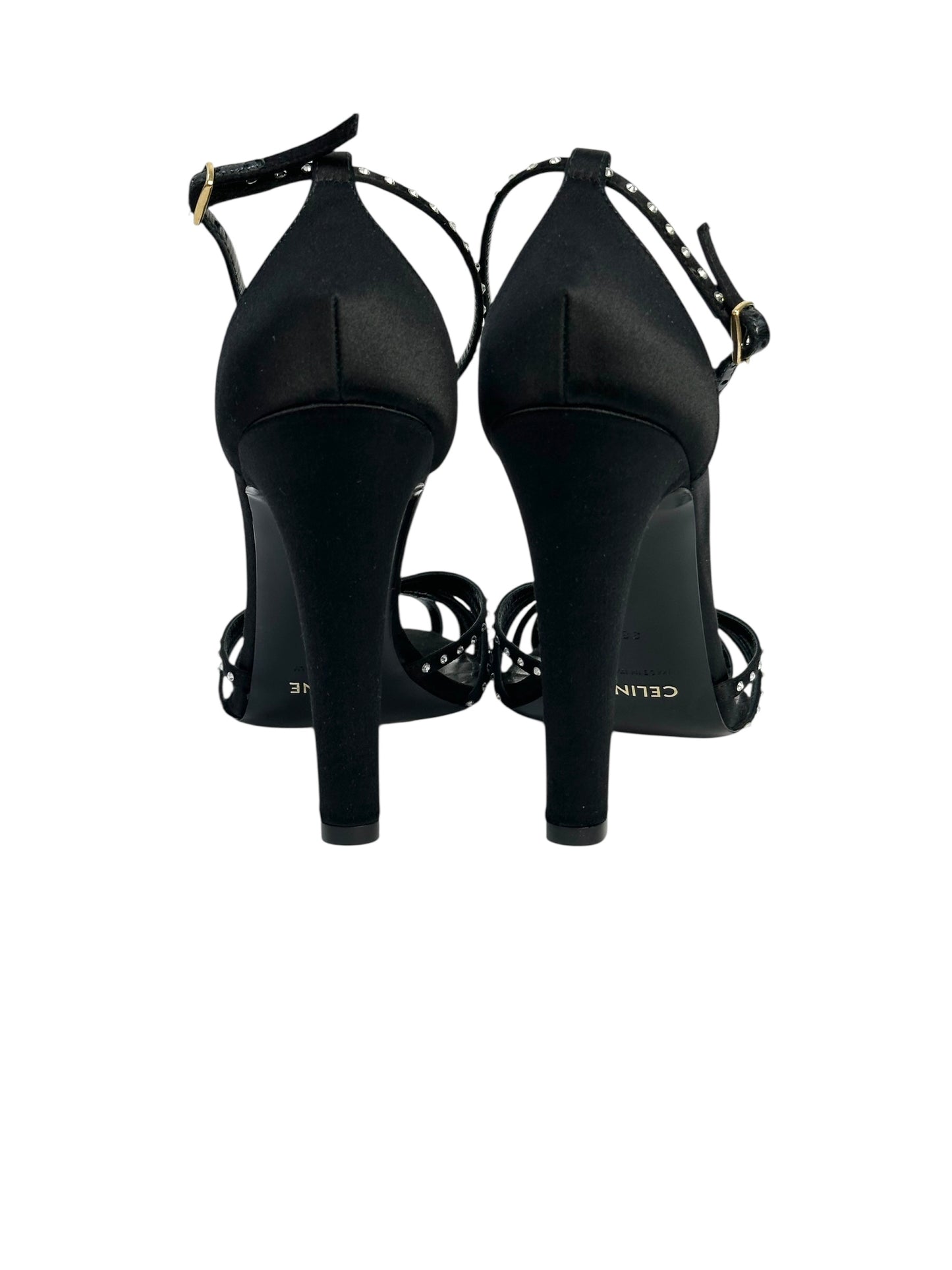 High-heel pumps with crystals