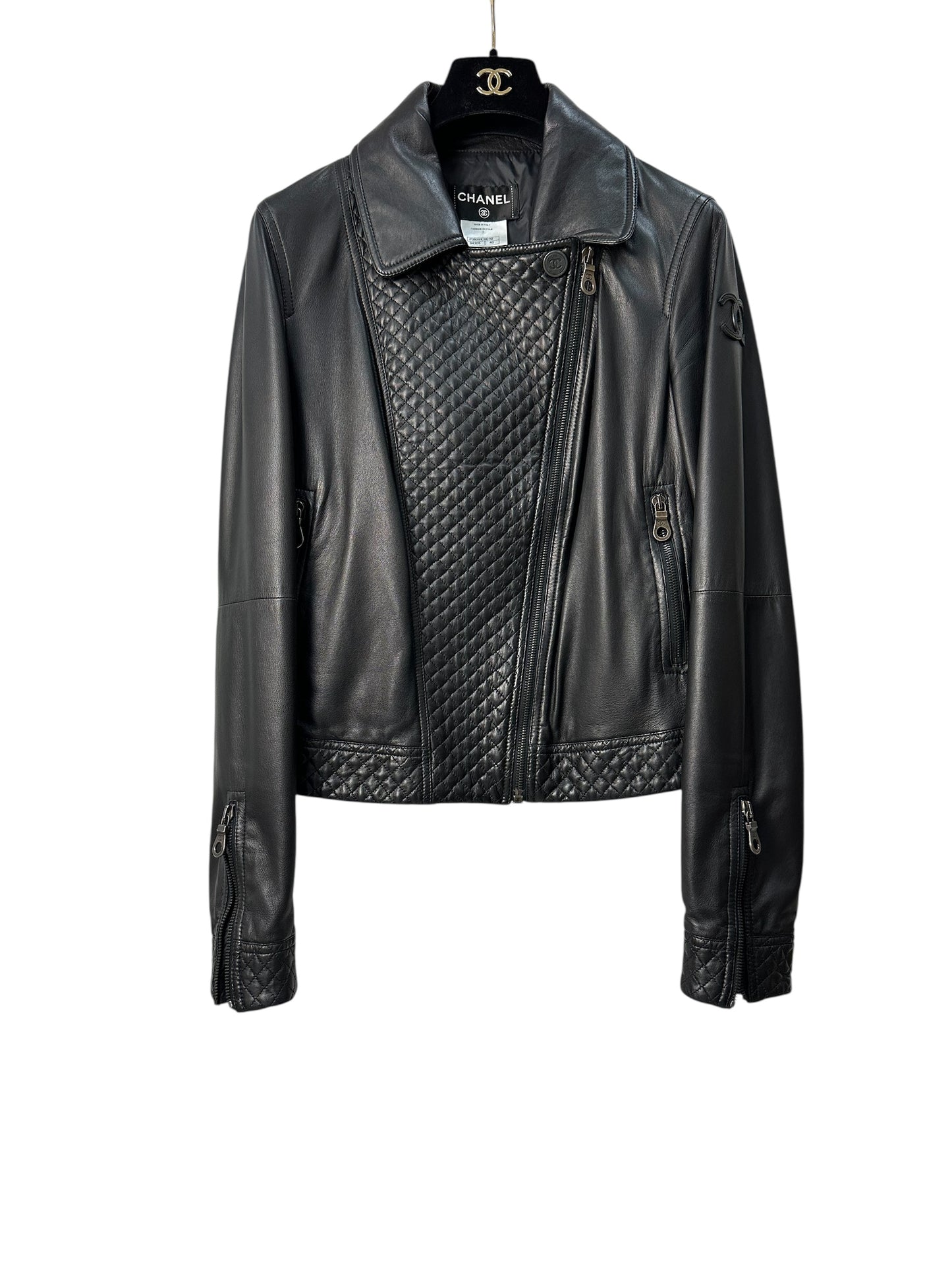 Leather jacket with quilted diamond design