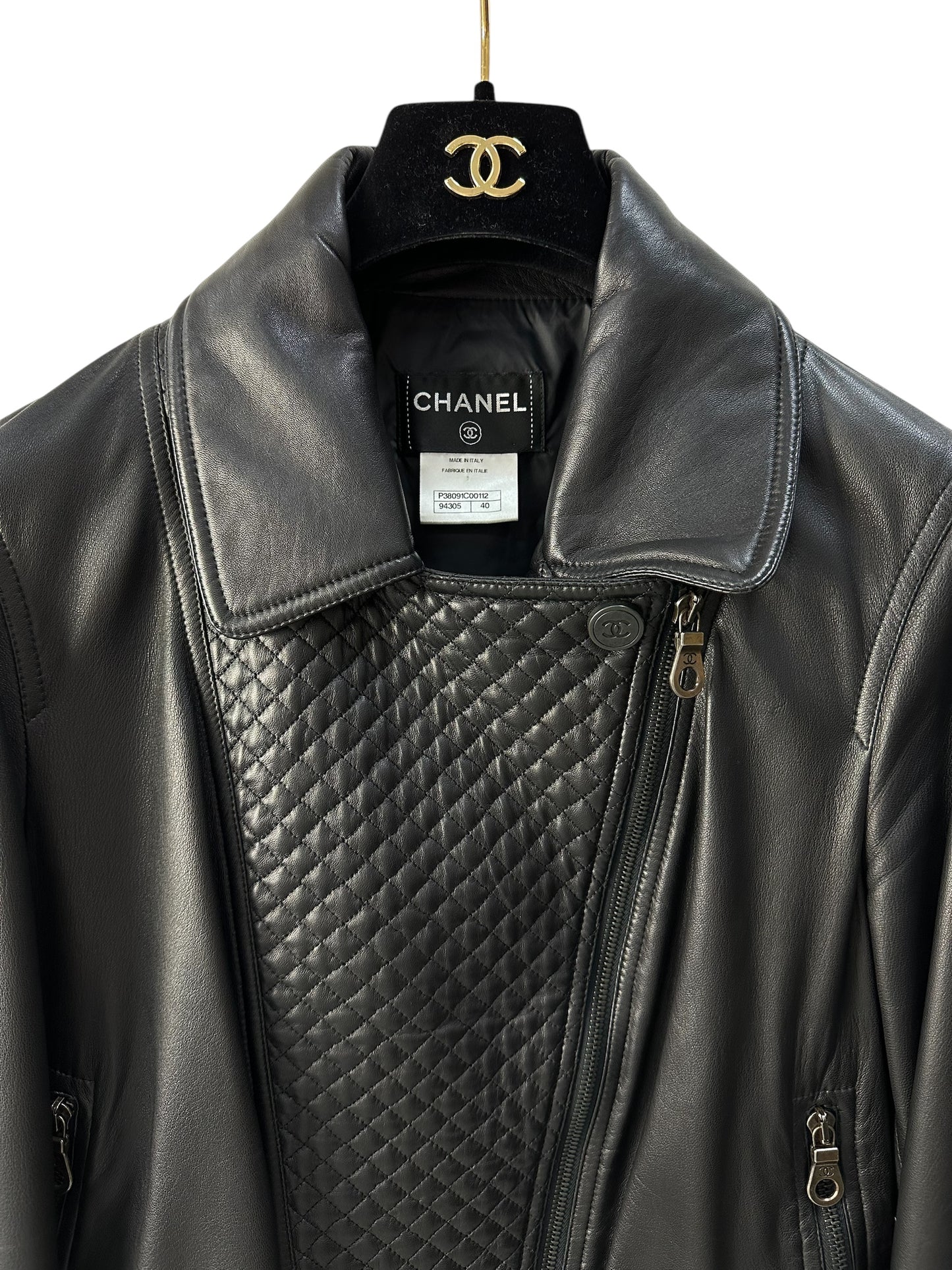 Leather jacket with quilted diamond design