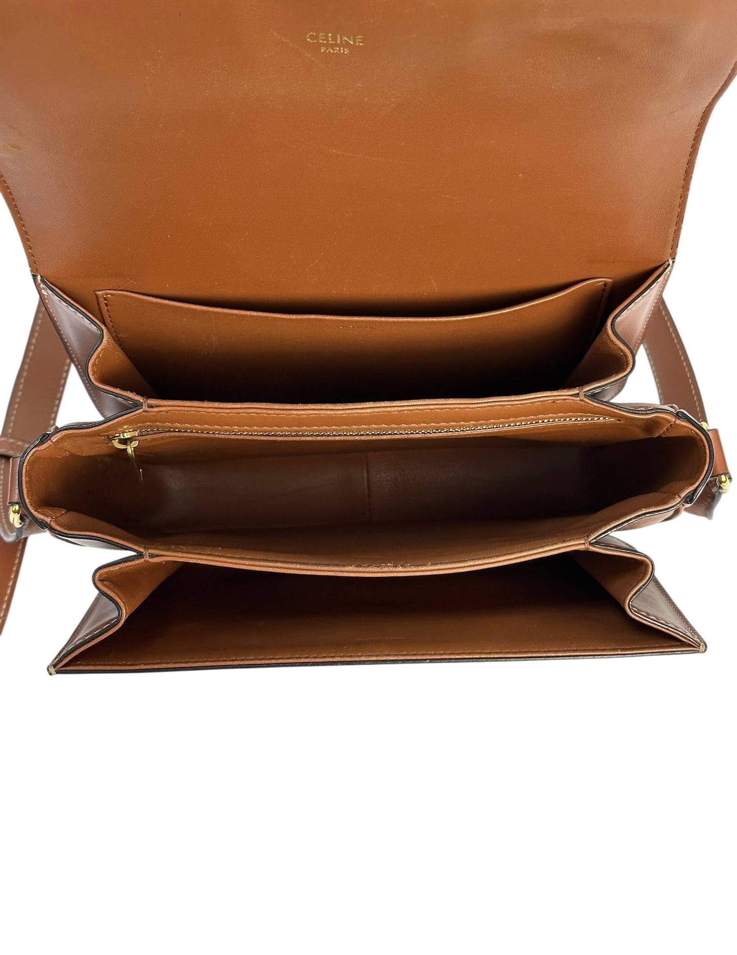 Shoulder bag with buckle