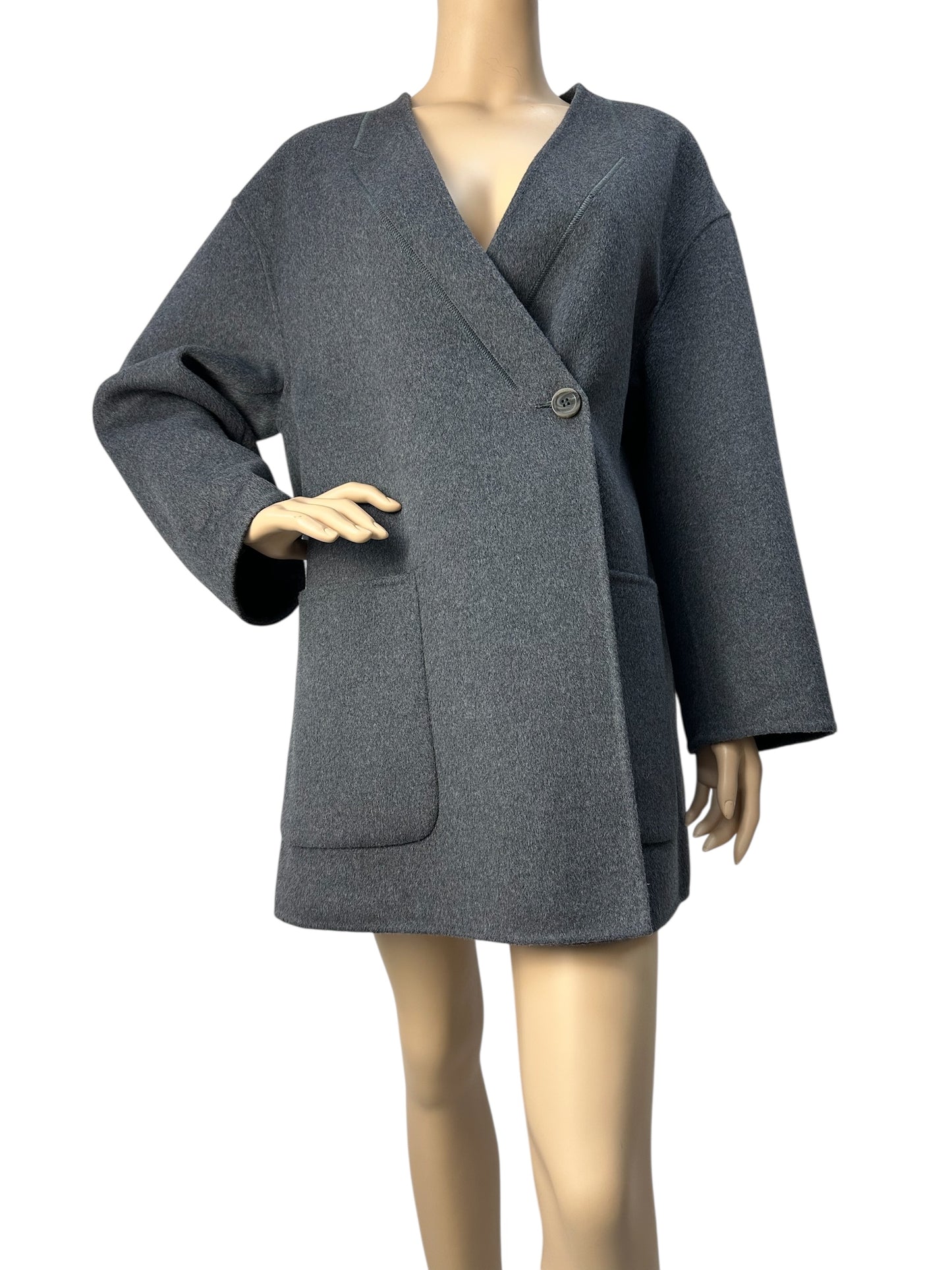 Grey coat with cashmere