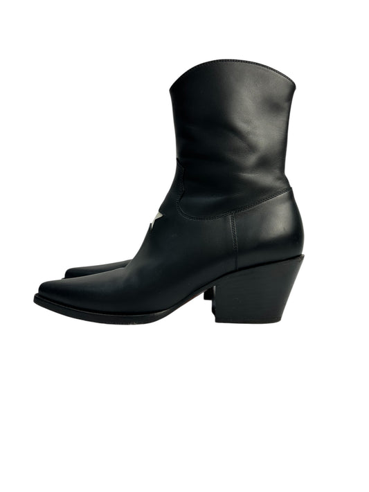 Black leather ankle boots with heel