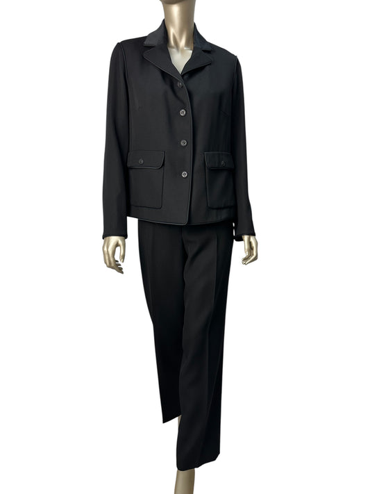 Black wool suit with silk lining