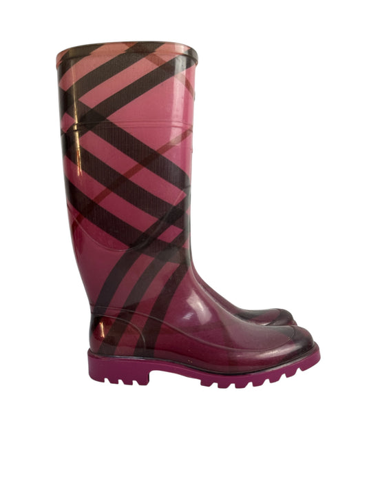 Rubber boots with contrast check print