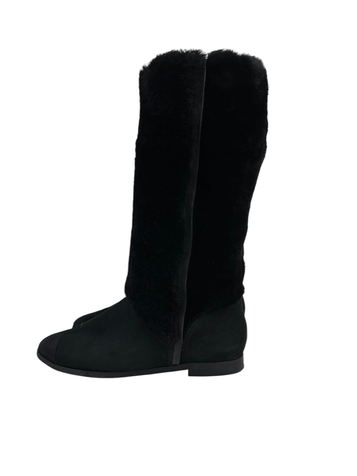 Winter suede boots with genuine fur