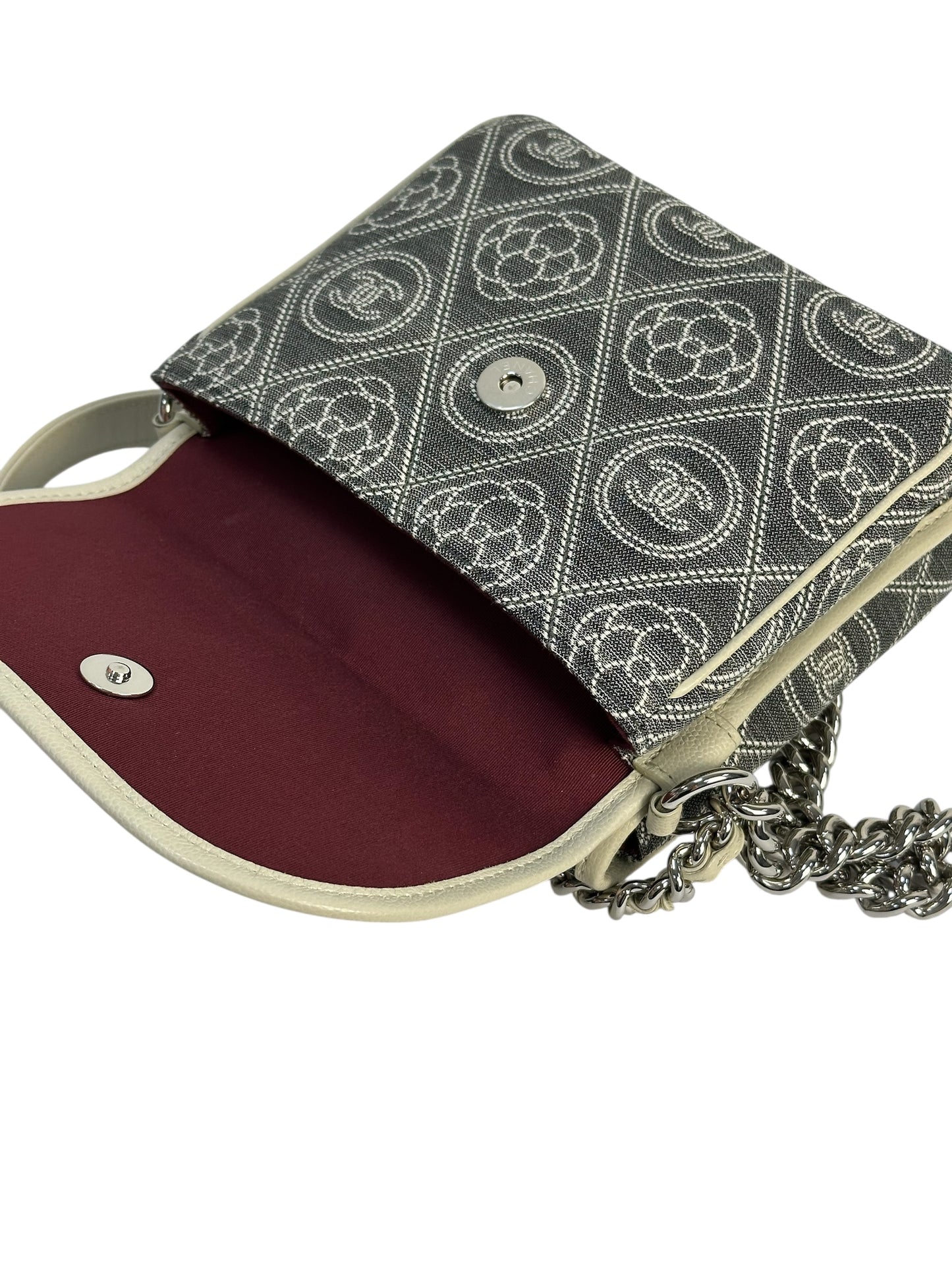 Chanel Camellia fabric messenger bag with leather trim