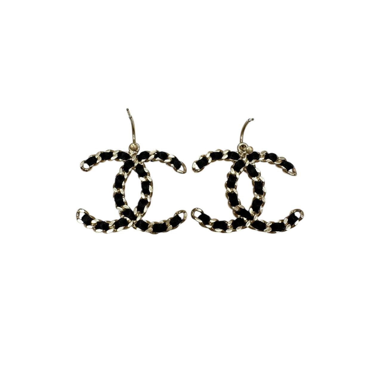 CHANEL Braided Black Ribbon CC Logo Dangling Earrings Pre-owned