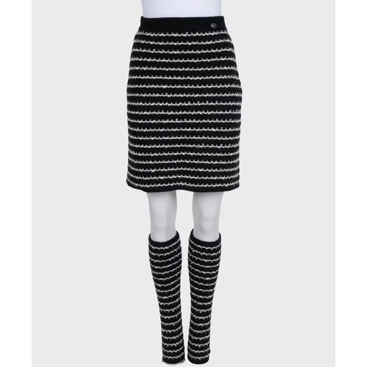 Chanel Fall 2010 Cashmere Skirt & Leg Warmers Set Sz.38 pre-owned