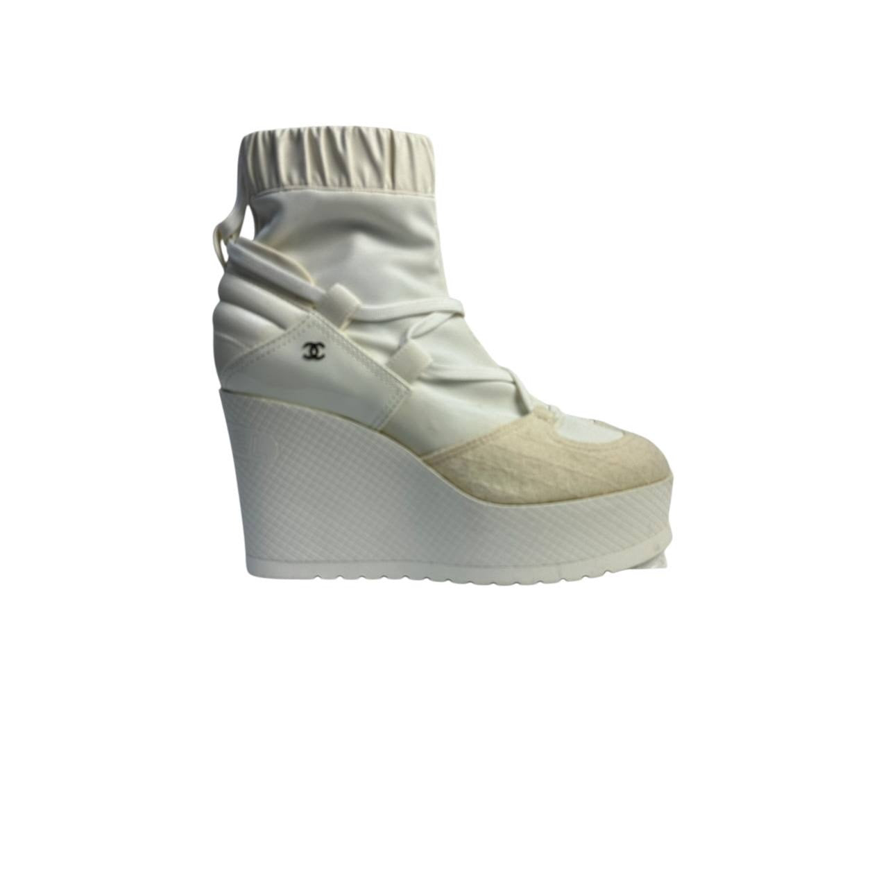 Chanel Off White Patent Leather Neoprene Wedge Boots - 38.5 Pre-owned