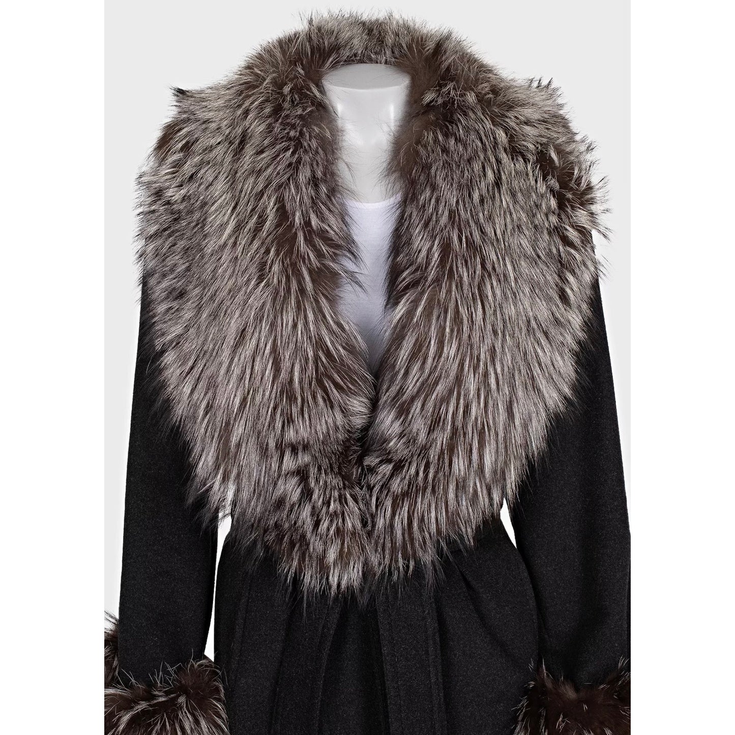 Zilli Grey Coat with Detachable faux Fur Trim - Size L Pre-owned