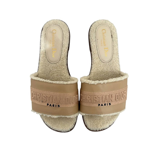 Christian Dior Dway Beige Suede Shearling Flat Sandals 37 pre-owned