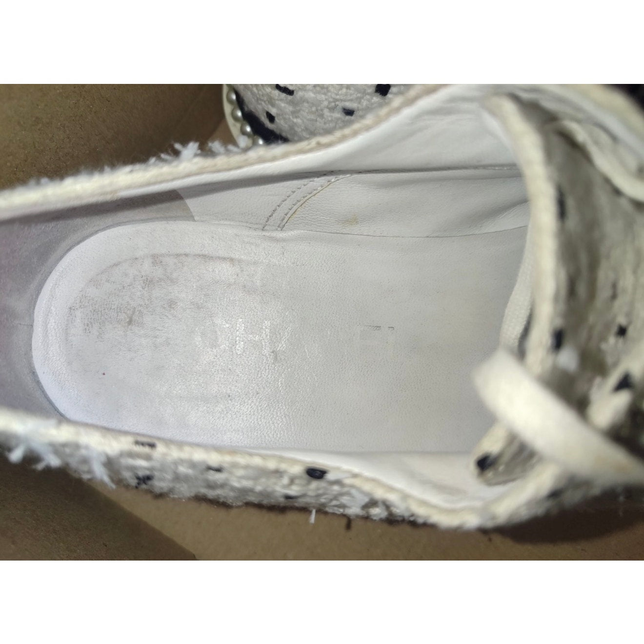 Chanel White Textile Sneakers with Contrasting Toe Sz.36 Pre-owned