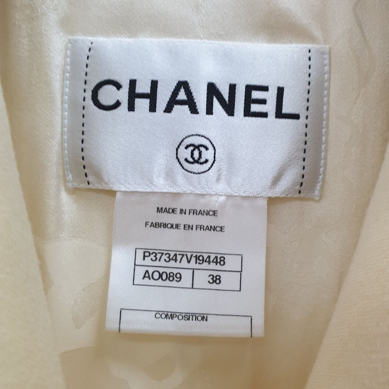 Chanel 98A CC Logo Buttons Jacket Sz. 38 Pre-owned