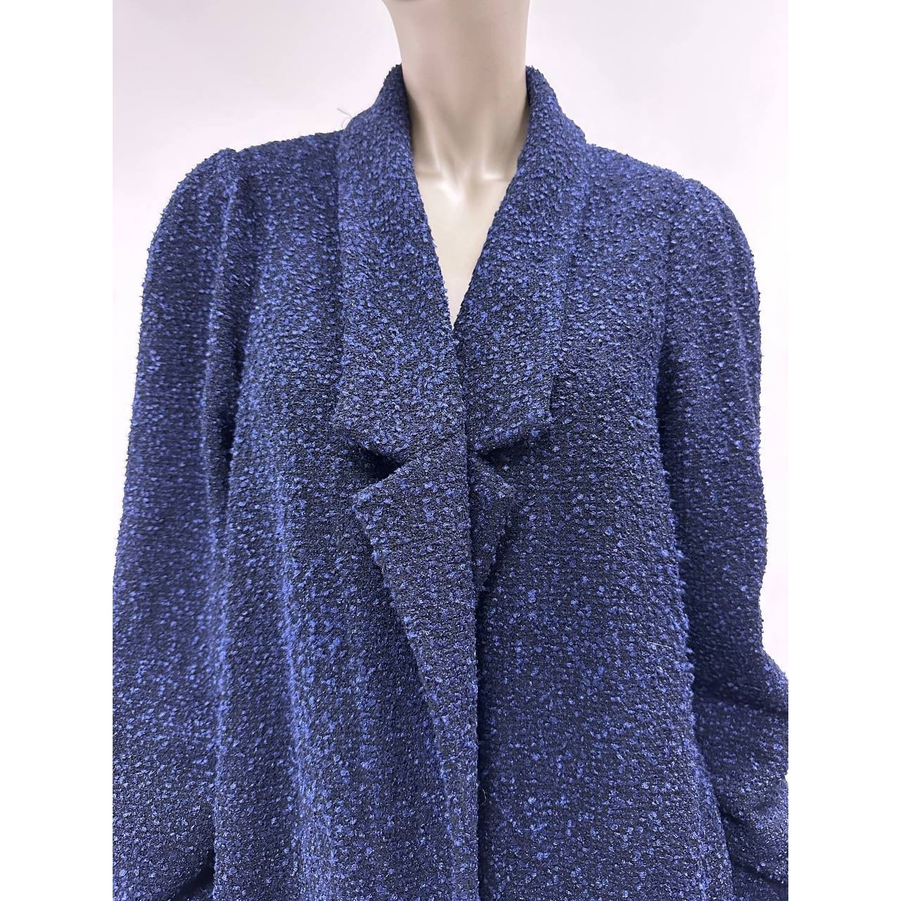 Elegant Chanel Navy Blue Tweed Mid-Length Coat - Size 50 Pre-owned