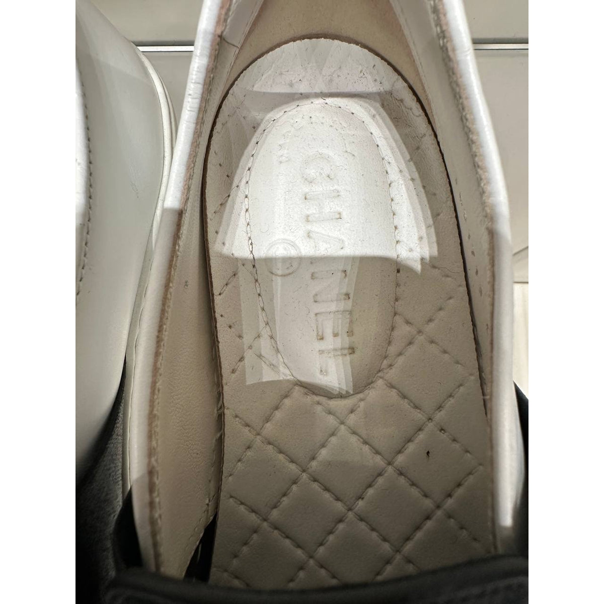 Chanel leather Slip-on flats Sz.36 Pre-owned