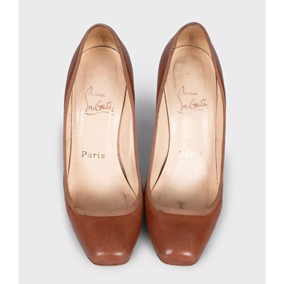 Christian Louboutin Brown Leather Pumps 35.5 pre-owned