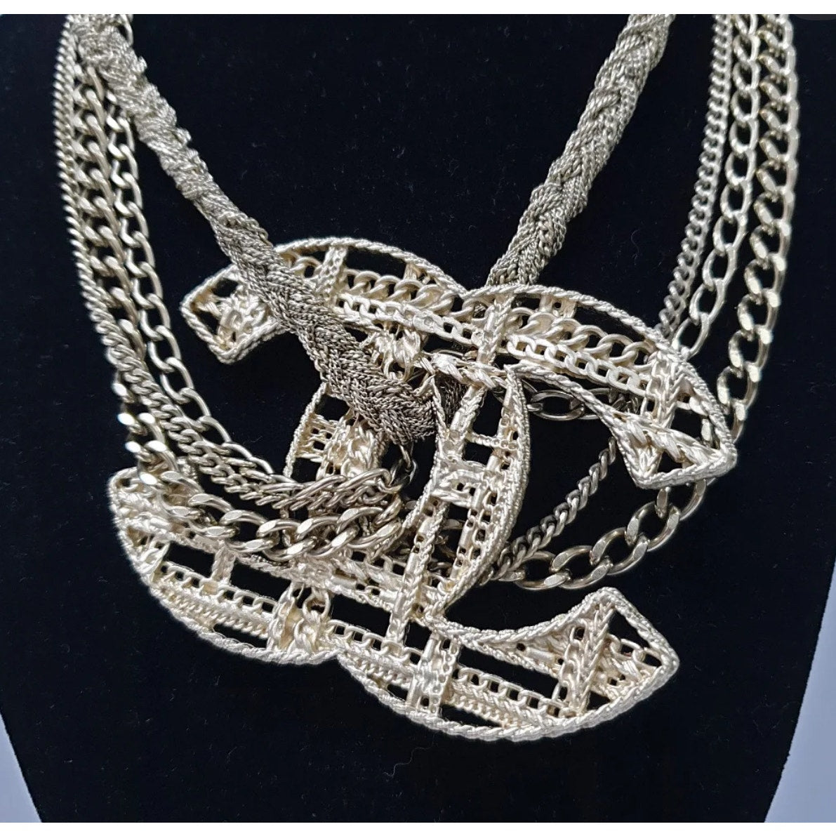 Chanel Goldtone Metal Chain CC Choker Necklace Pre-owned