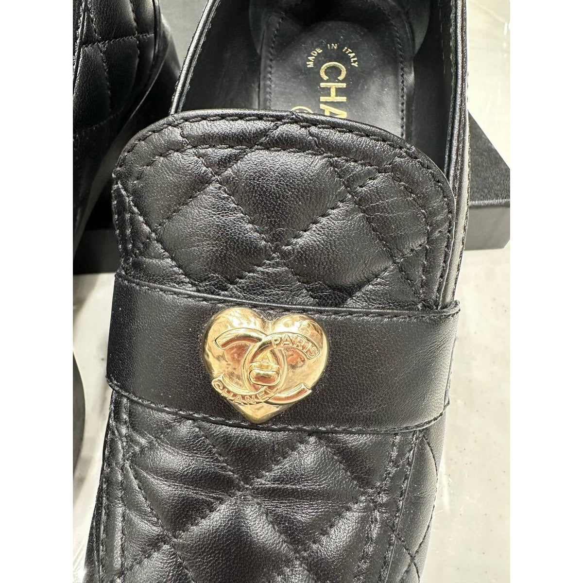 Chanel 23C Paris–Monte Carlo Quilted CC Heart Loafers Sz.39 Pre-owned