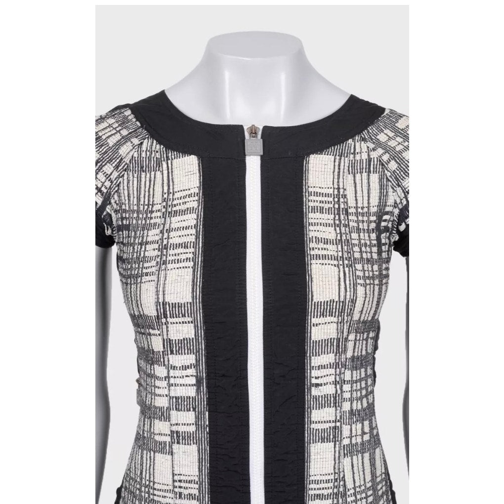 Chanel Vintage Black & White Short Sleeve Zip Cardigan FR 34 / XS Preo-wned