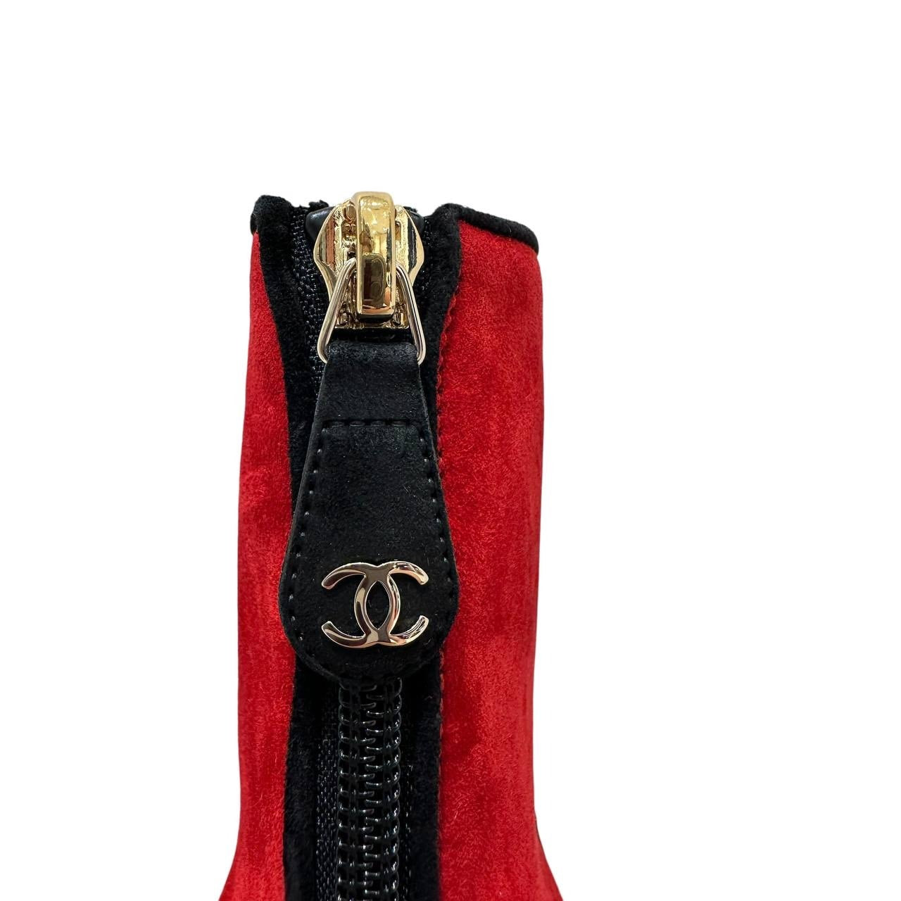 NWOB Chanel Red Suede 19K Block Heel Lace-Up Boots Sz.41 Pre-owned