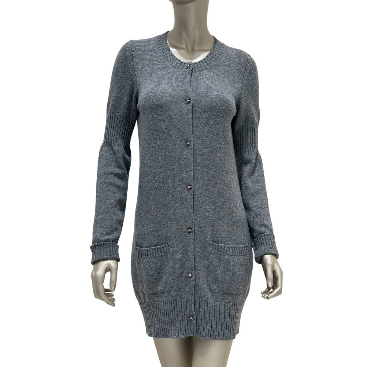Chanel 100% Cashmere  CC Turn Lock Gray Long Cardigan Sz.38 Pre-owned