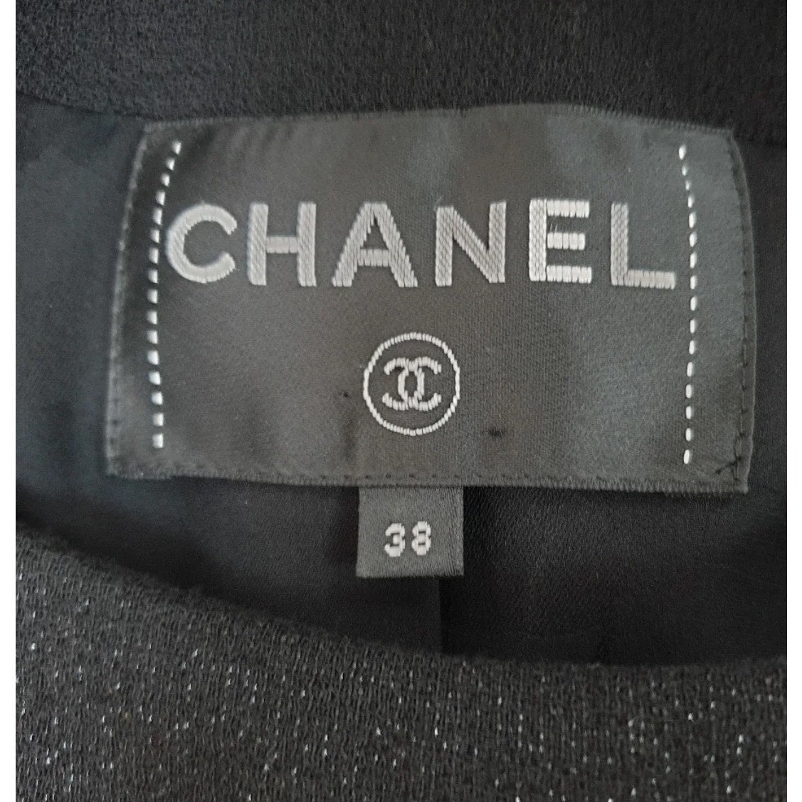 NWOT CHANEL Black Wool 2019 Double Breasted Tweed Jacket Sz.38 Pre-owned