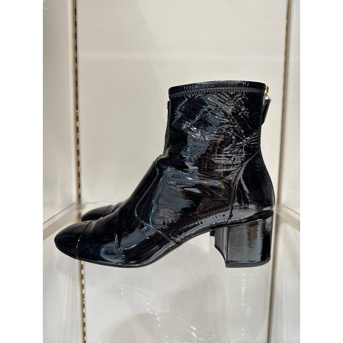 Chanel Cruise 2022 Black Patent Leather Ankle Boots Size 41 Pre-owned