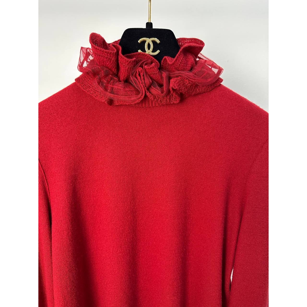 Chanel Dark Red Cashmere CC Logo Turtleneck Sweater S-M Pre-owned