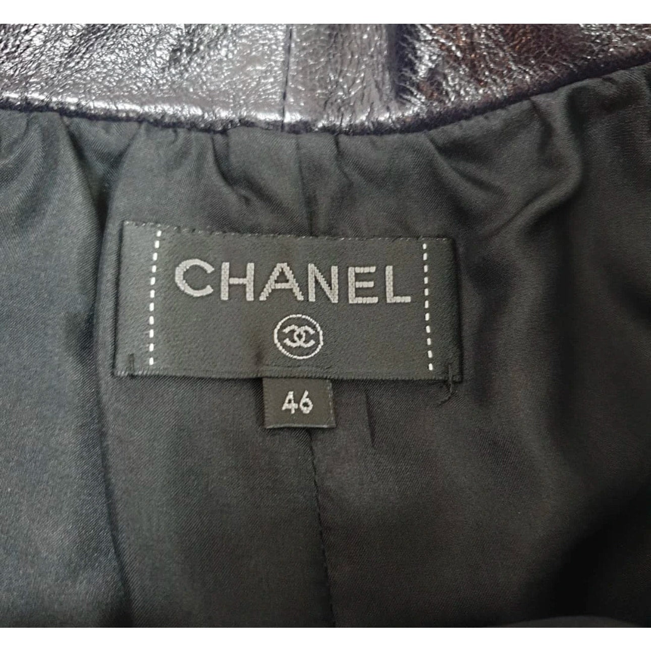 Chanel Black Leather Camellia CC logo Shorts Sz.46 pre-owned