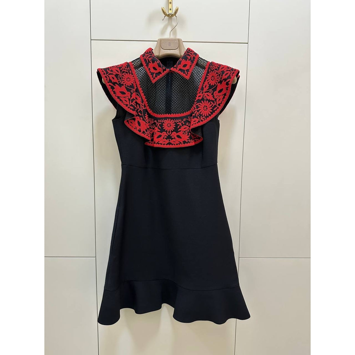 Valentino Black & Red Embroidered Mini Dress Sz.40 Pre-owned