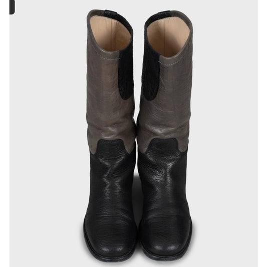 Chanel Two-Tone Leather Boots - Black & Beige - Size 36.5 Pre-owned