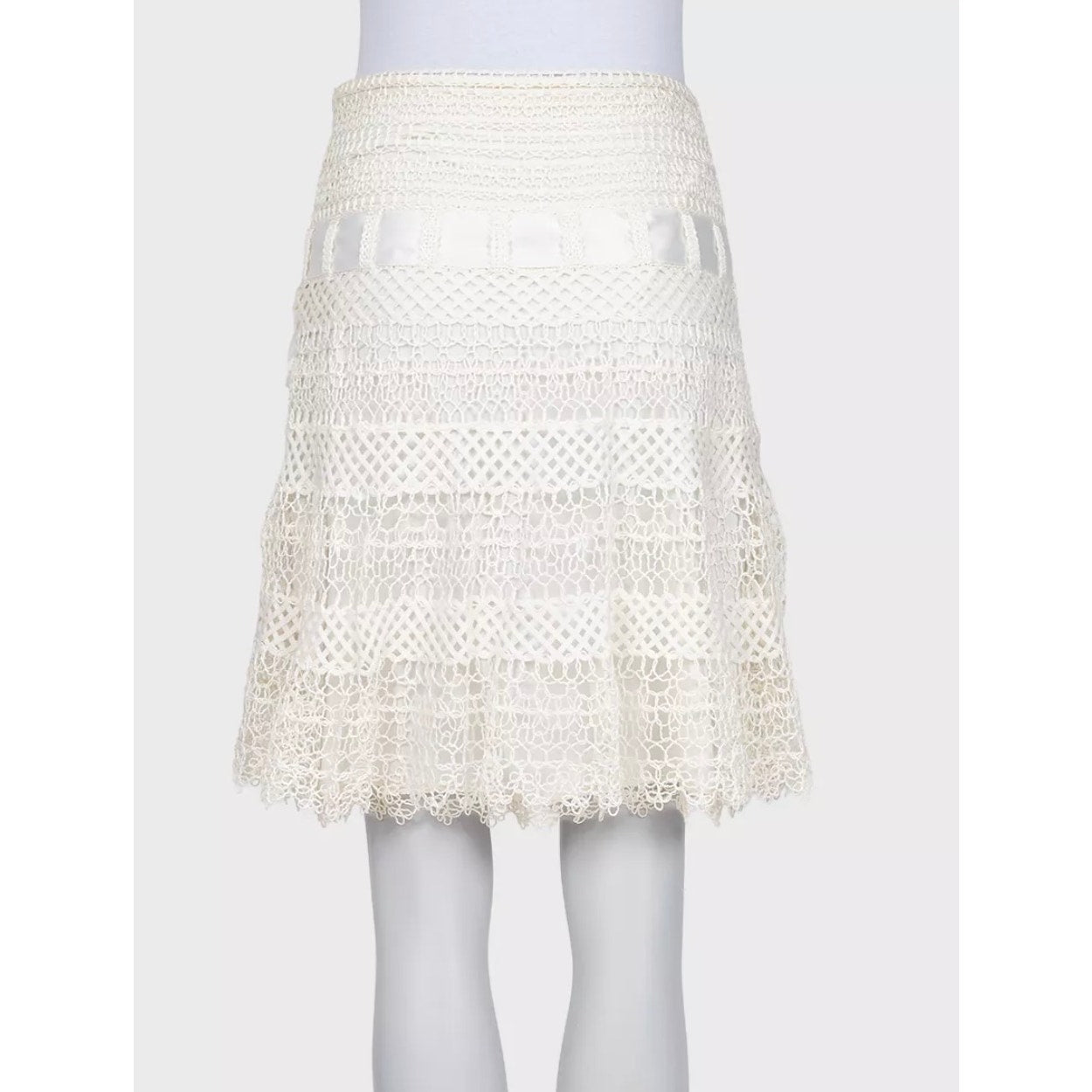 NWOT Valentino White Lace Skirt  Sz.S pre-owned