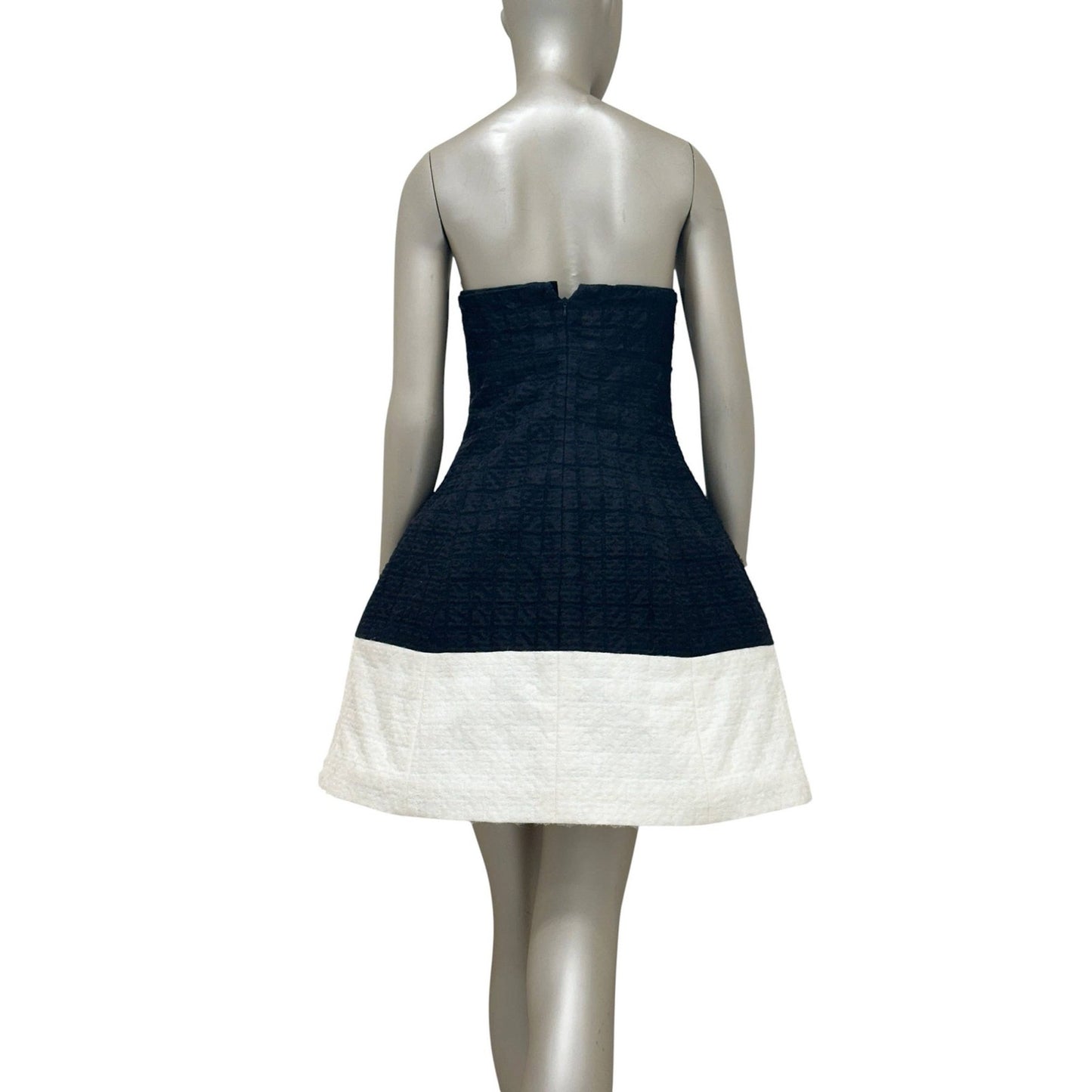 Chanel 10S Black & White Chic Close-Fit Dress FR36 S Pre-owned