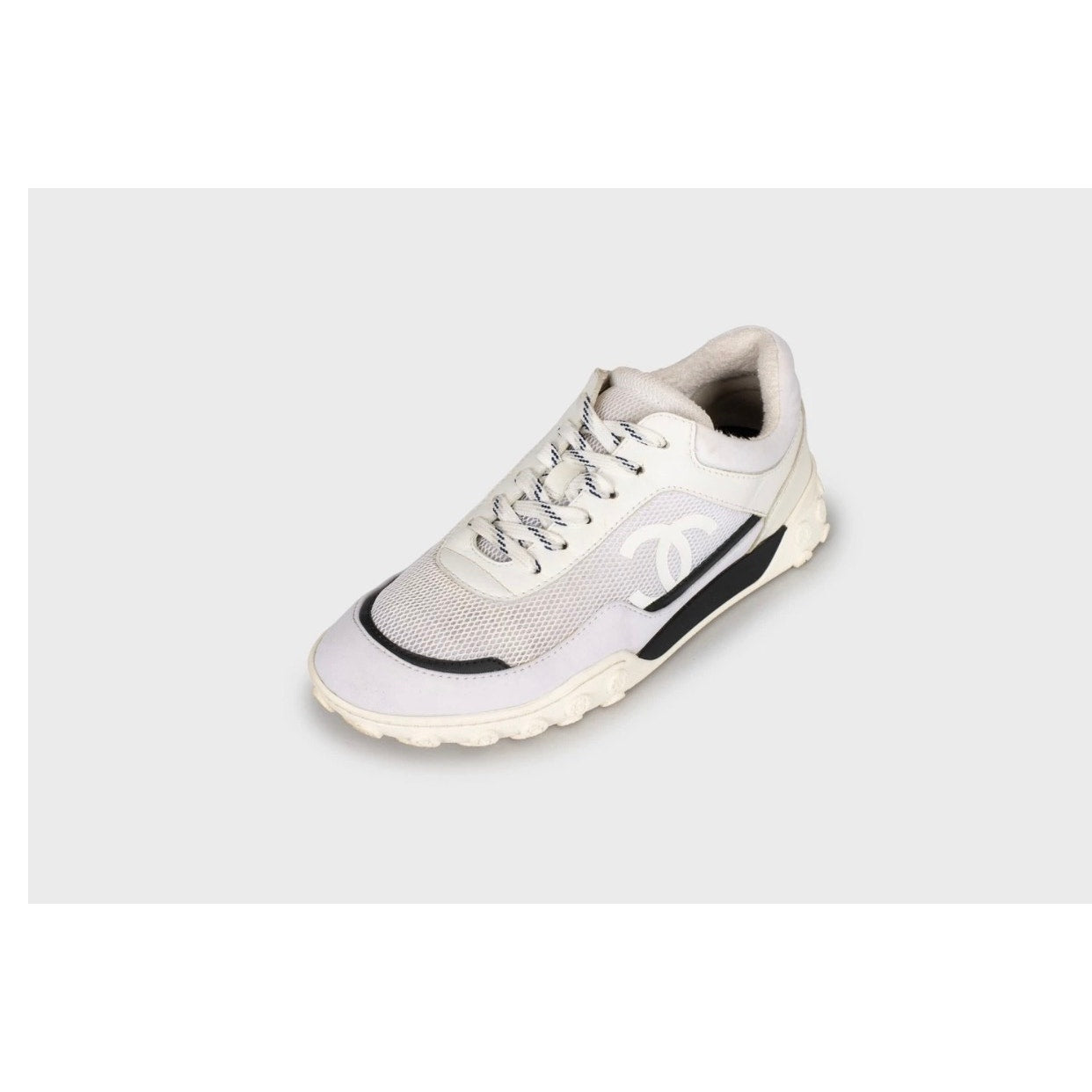 Chanel White Textile Sneakers - Size 37 Pre-owned