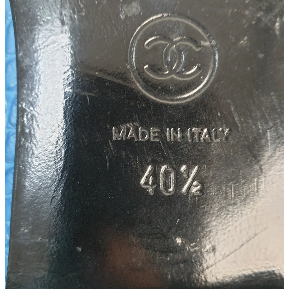 CHANEL Blue Alligator CC Ballerina Flats  Sz. 40.5 Pre-owned