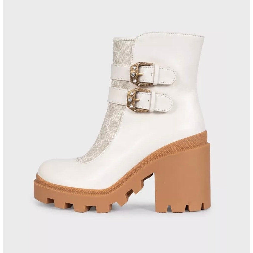 Gucci White Leather Ankle Boots with Buckle Detail Sz.38.5 pre-owned