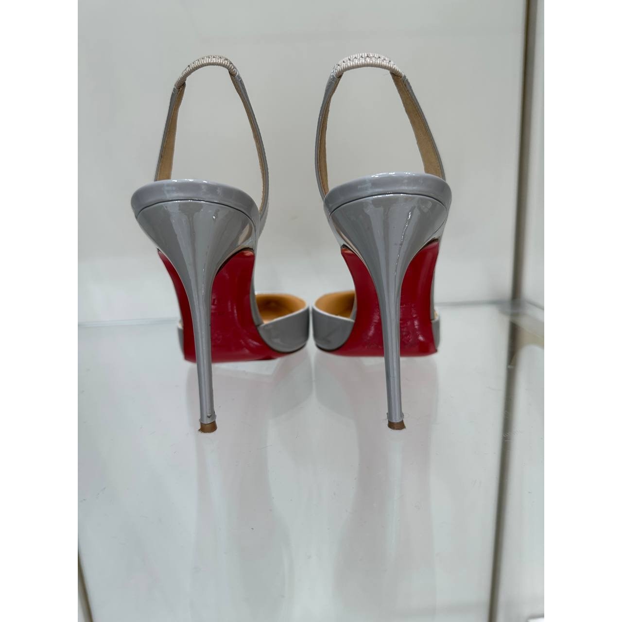 Christian Louboutin Grey Patent Leather Slingback Pumps Sz.37.5 Pre-owned