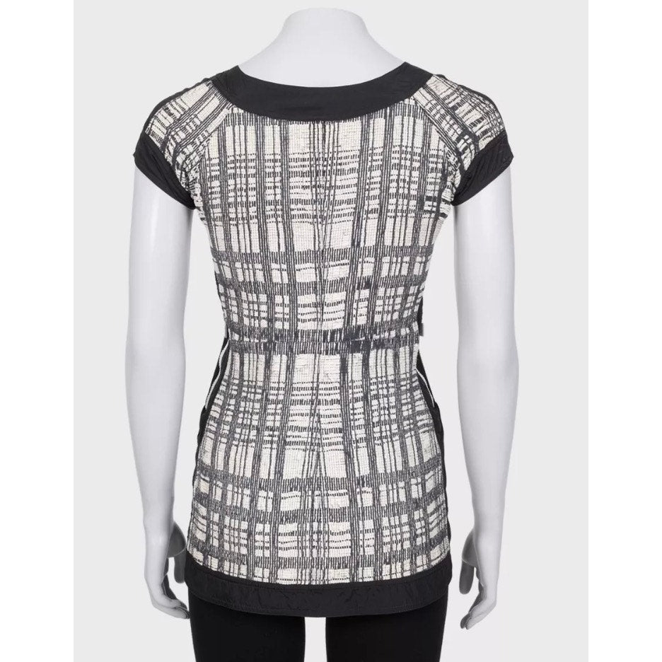 Chanel Vintage Black & White Short Sleeve Zip Cardigan FR 34 / XS Preo-wned