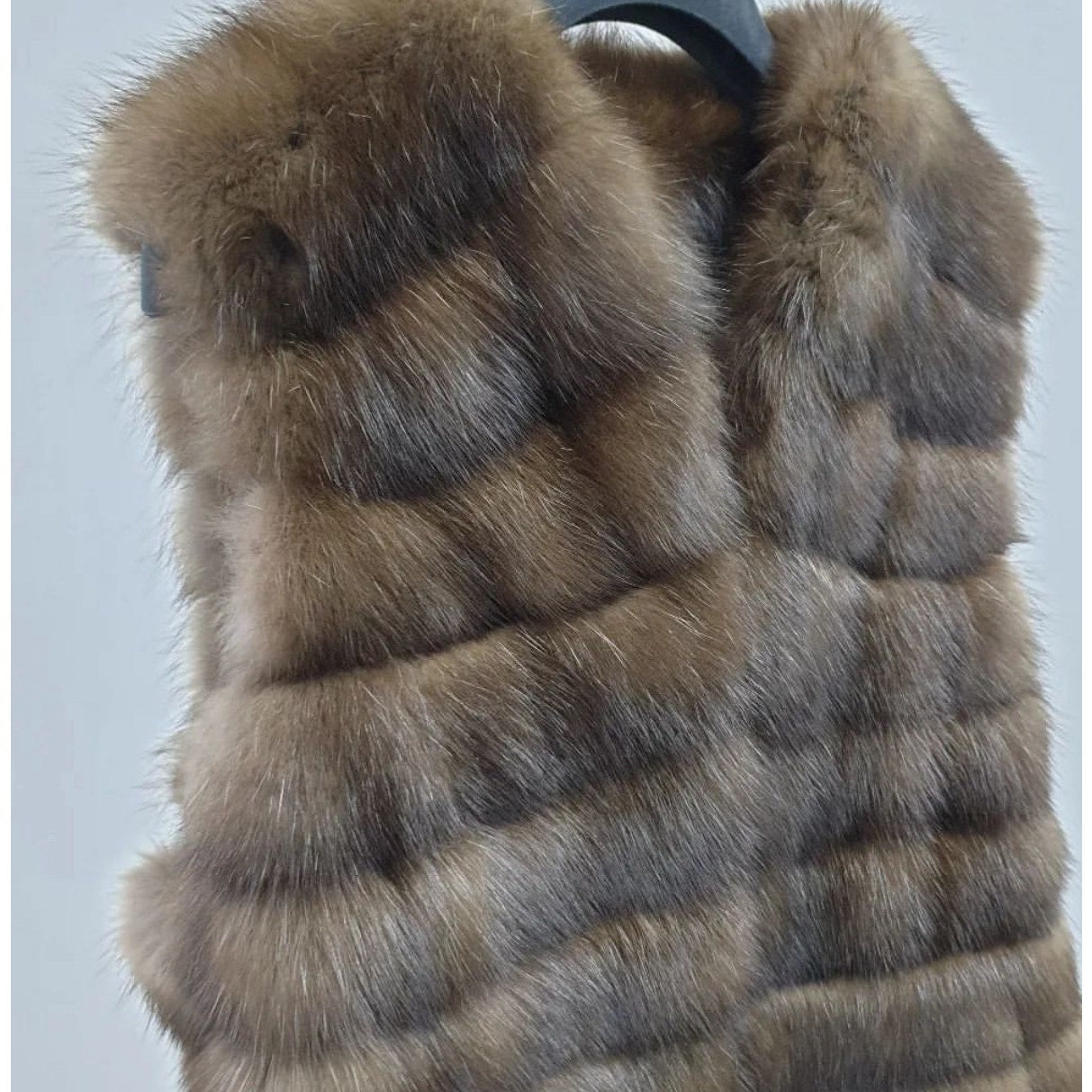 Amato Sable Fur Sleeveless Coat Jacket Size Small (42) Pre-owned