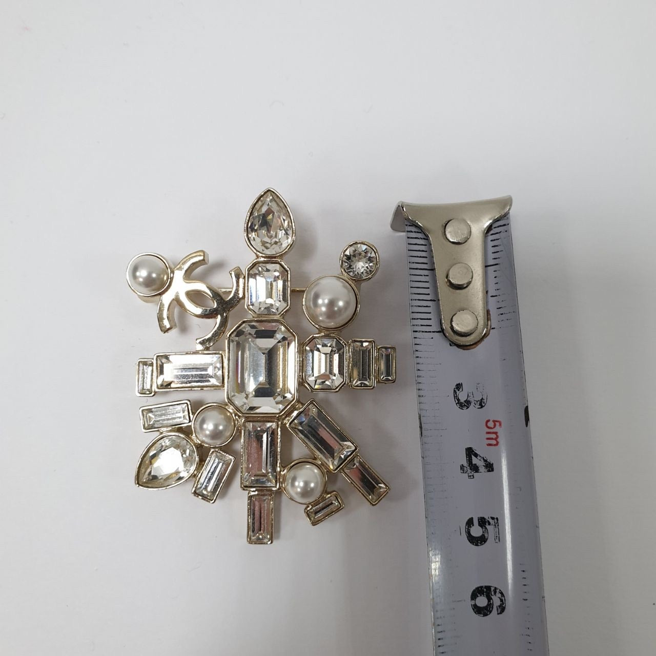 Chanel CC Crystal Pearl Logo G22C Brooch Pre-owned