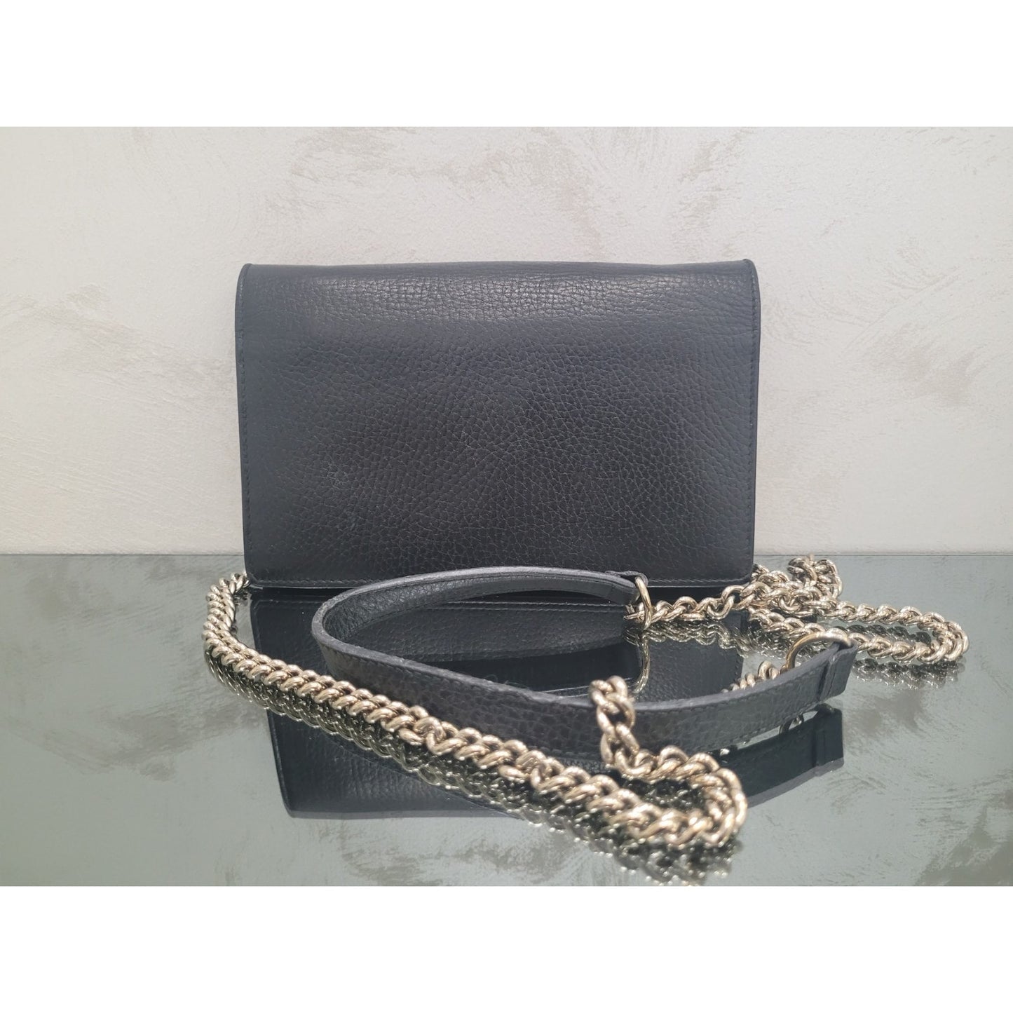 Gucci Interlocking G Black Leather Wallet on Chain Pre-owned