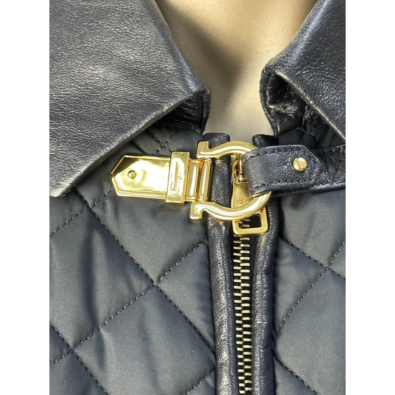 Salvatore Ferragamo Quilted Coat Leather Collar Sz.42 pre-owned