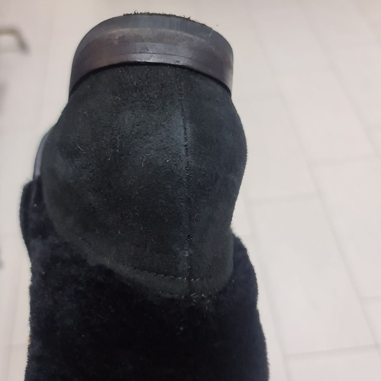 Chanel Winter Suede Fur Boots Sz.40.5 Pre-owned