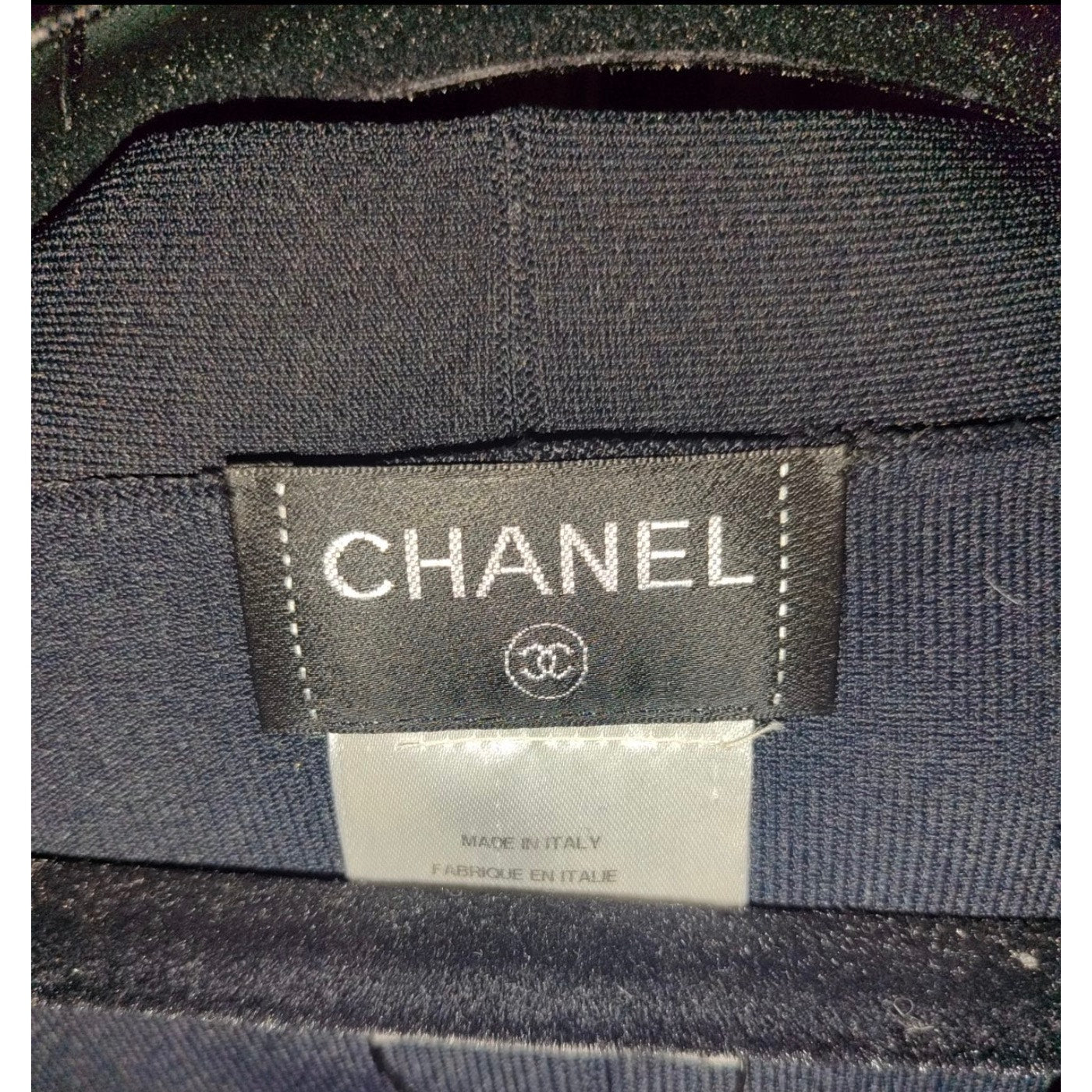 NWOT Chanel Black V-Neck Cardigan | Never Worn Sz.42/XL Pre-owned