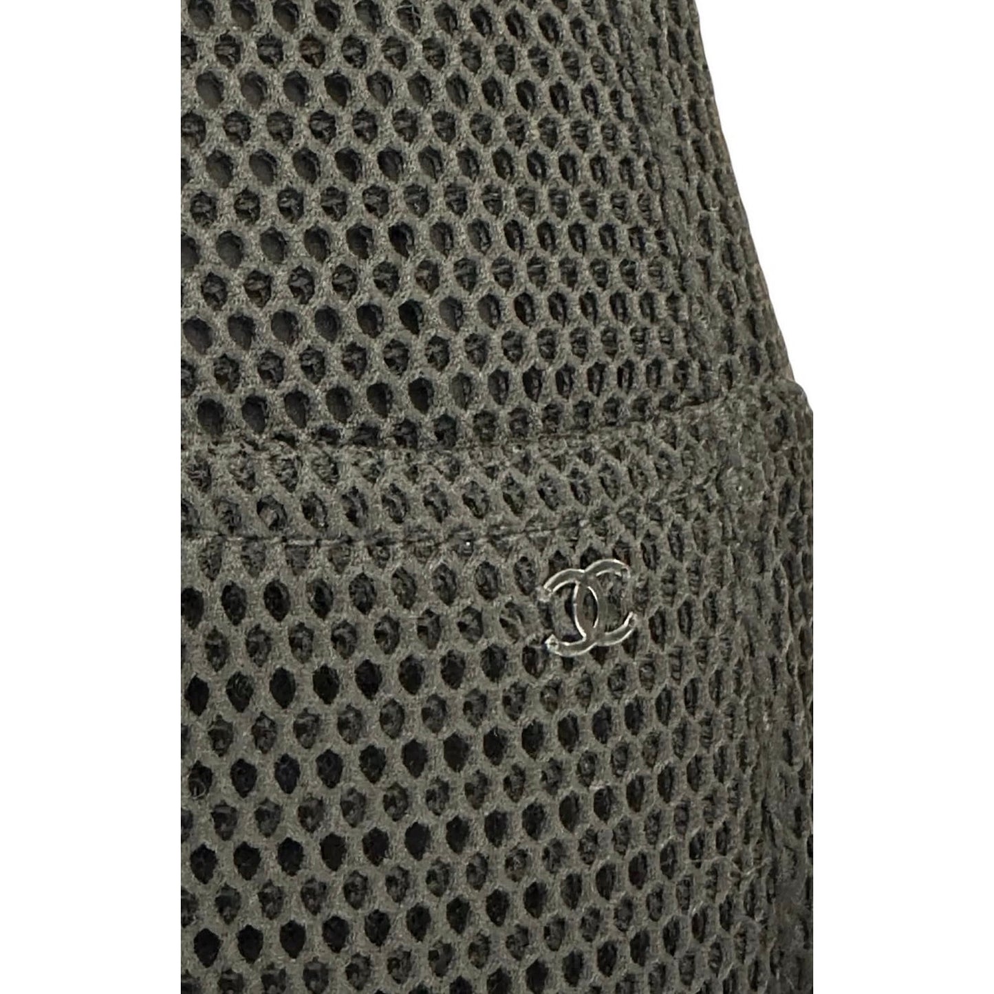 Elegant Chanel Black Tweed Skirt Suit - Sz 38/40 Pre-owned
