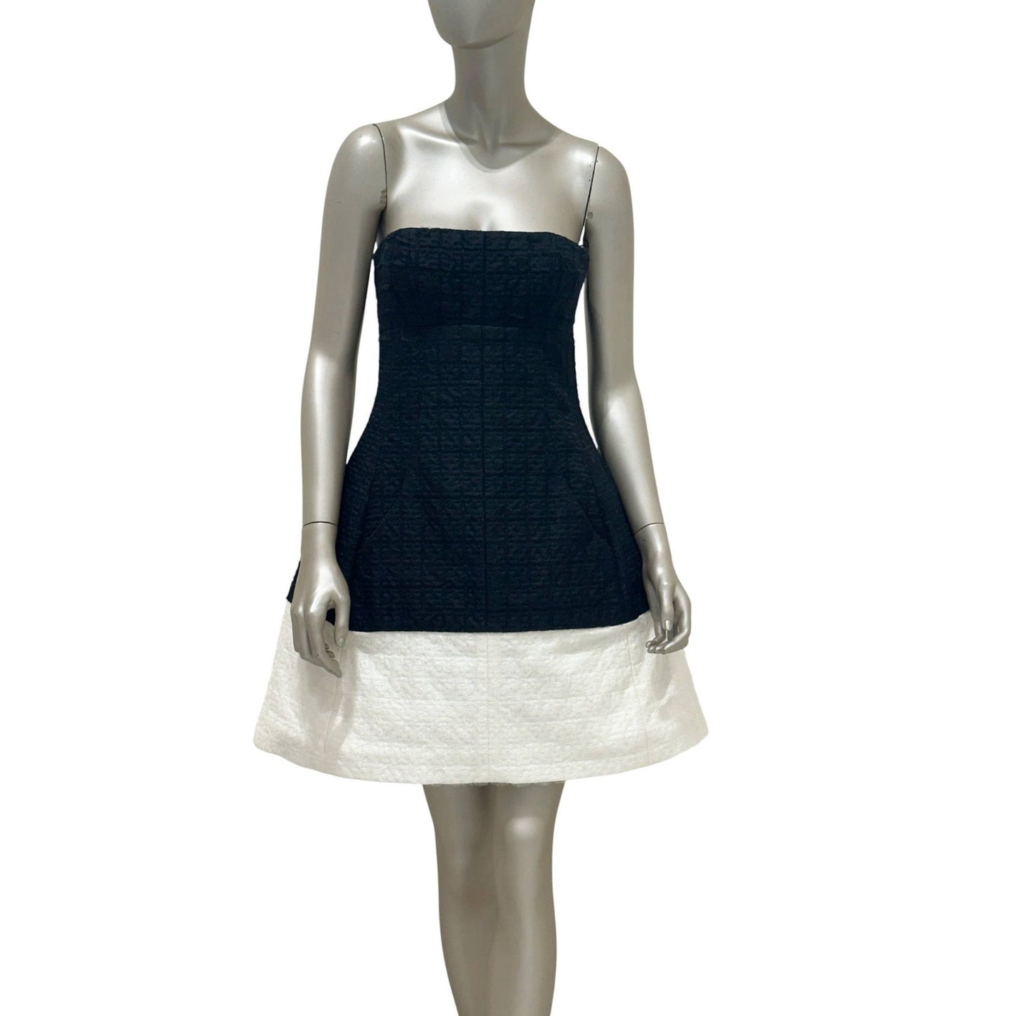 Chanel 10S Black & White Chic Close-Fit Dress FR36 S Pre-owned