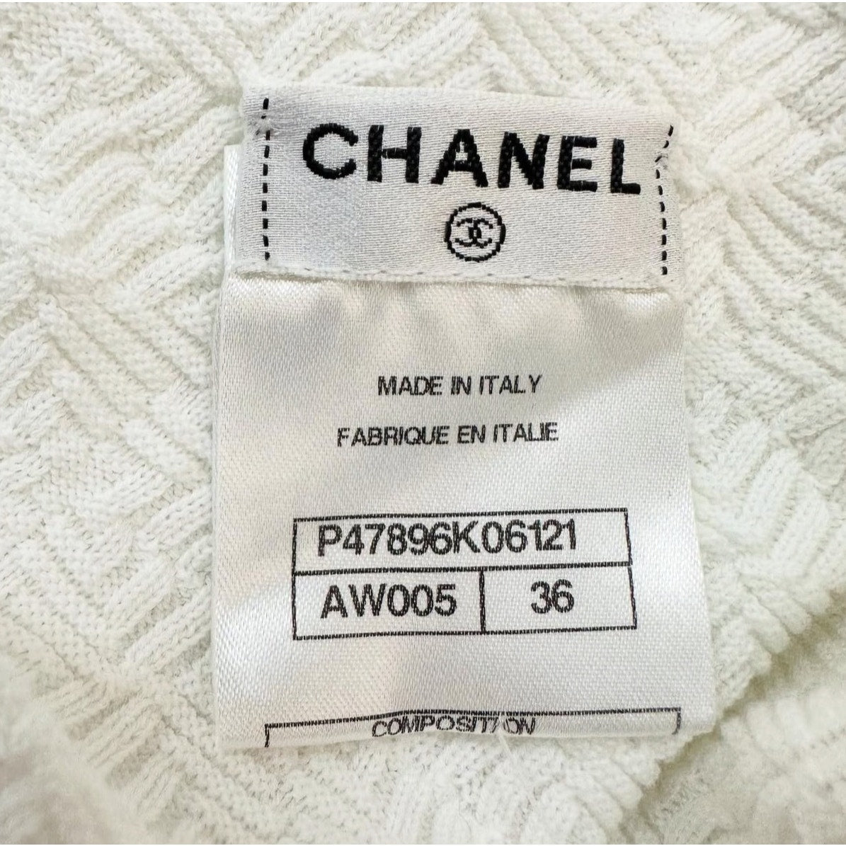 Chanel White Textured Knit Cardigan  Skirt Suit Sz.36  pre-owned