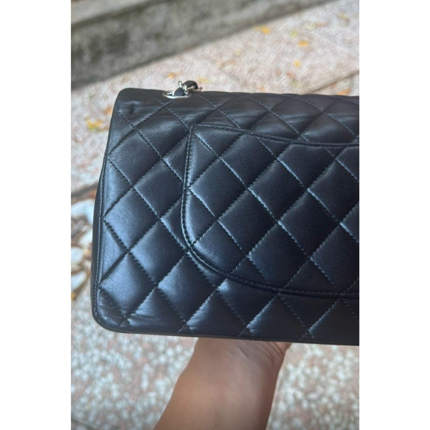 Chanel Medium Classic Lambskin Double Flap Pre-owned
