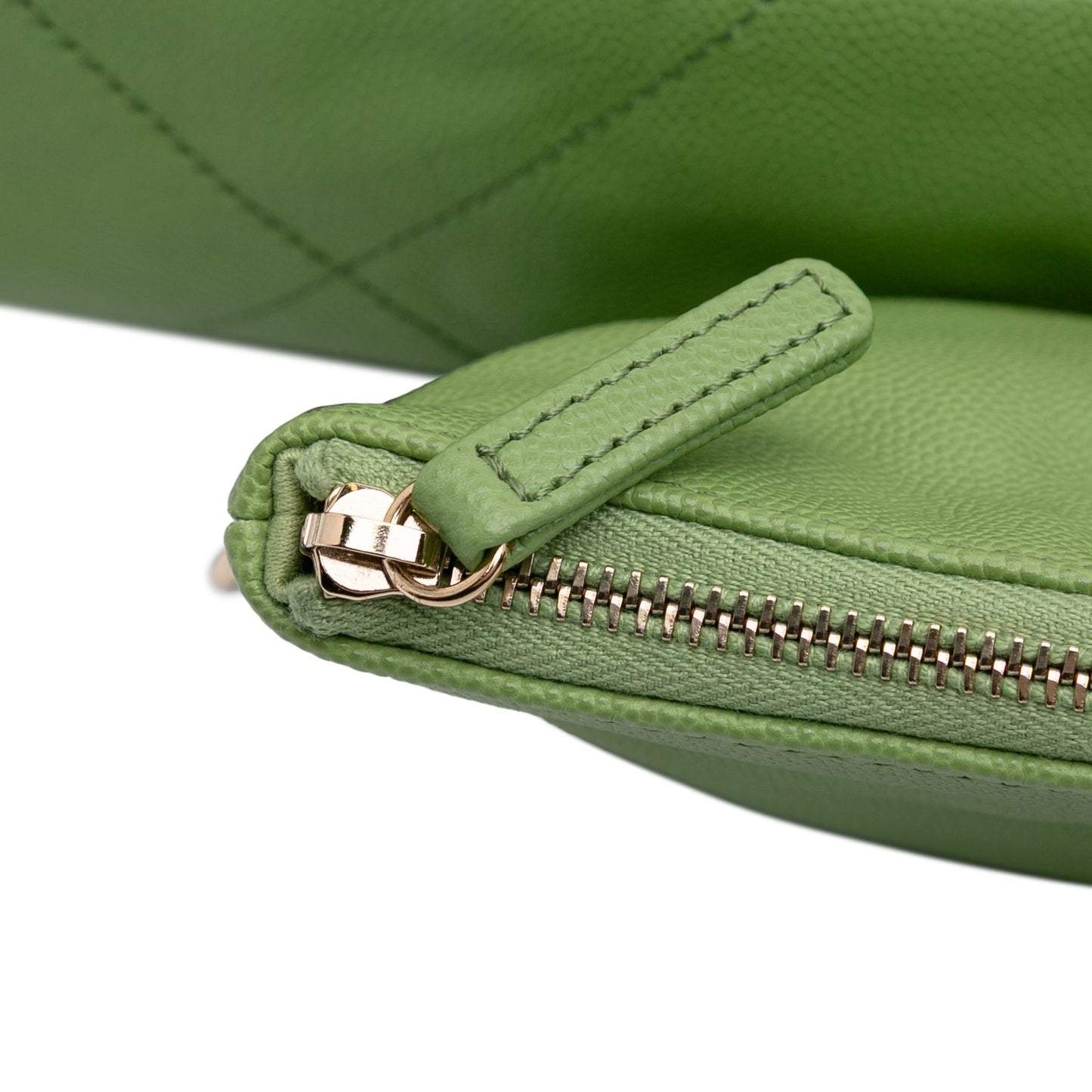 Chanel Medium Caviar 22 Tote pre-owned