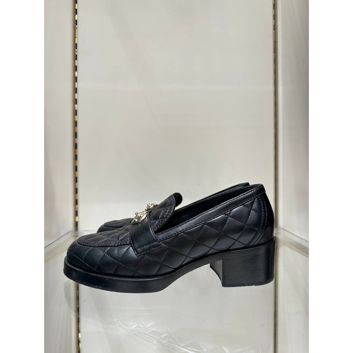 Chanel 23C Paris–Monte Carlo Quilted CC Heart Loafers Sz.39 Pre-owned
